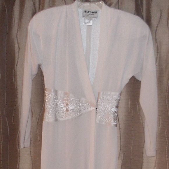 Daymor Couture White Maxi Wrap Dress - Picture 1 of 8